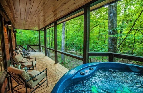Broken Bow Cabin | Silverbrook in Hochatown/Broken Bow, OK