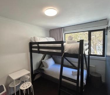 Falls Creek Hotel | Silverski Rooms and Apartments