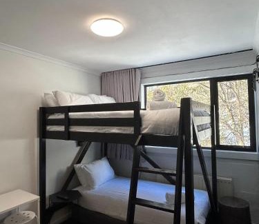 Falls Creek Hotel | Silverski Rooms and Apartments