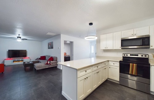 Kellogg Condo | Silverstrike Condos Offering Comfort and Ease-Walkable location close to resort.