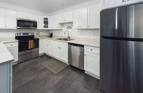 Kellogg Condo | Silverstrike Condos Offering Comfort and Ease-Walkable location close to resort.