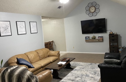 San Marcos House | Simple and charming, 2 bed house, in a great place!