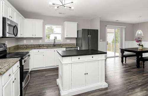 Huntersville House | SIMPLE. CLEAN. RUSTIC. LUXURY.