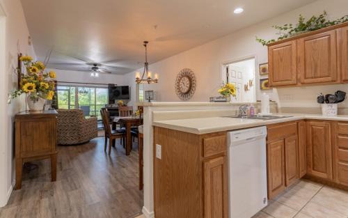 Branson West Apartment | Simple Serenity condo