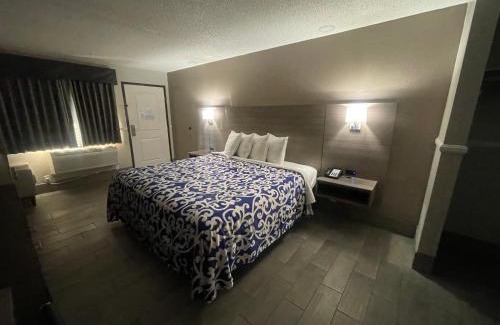 San Bernardino Hotel | SimpleStay Suites - Downtown San Bernardino