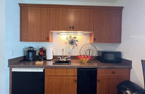 Point Harbor House | Simply Elegant - Visit the OBX and Overlook the Currituck Sound
