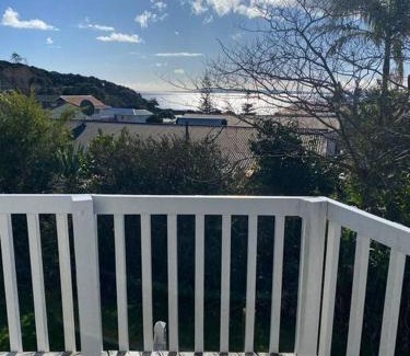 Cable Bay House | Simply Sunny