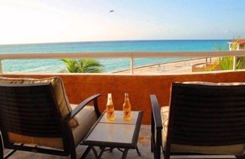 Playacar Fase I Condo | Simply The Best- 1 Br Penthouse Romantic Beachfront