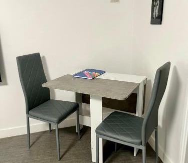 Port-Aviation Apartment | Sinclair house