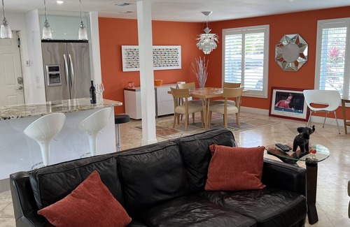 Singer Island House | Singer Island Private Home with Heated Pool, Enjoy Walks to the Beach