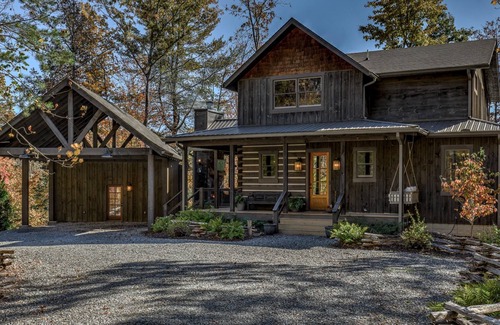 Foxfire Estates House | Singing Pines by Escape to Blue Ridge