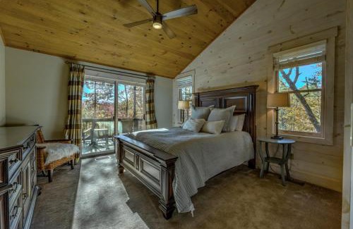 Foxfire Estates House | Singing Pines