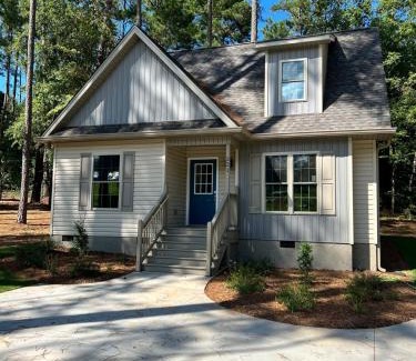 Seneca House | Singing Pines