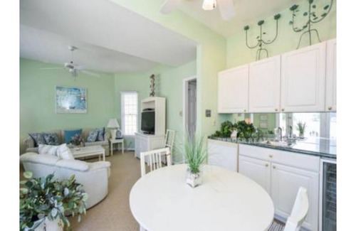 South End House | Single Family Beach Home