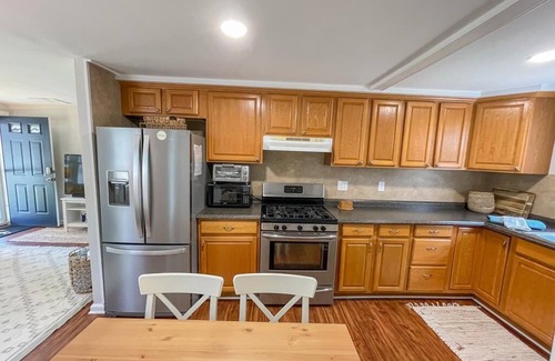 North Cape May House | Single Family Home (3BR/2BA) In North Cape May By Cape May Lewes Ferry and Bay!