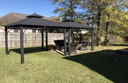 Wellborn House | Single family, one-story home. 3 bedroom and 2 full baths.