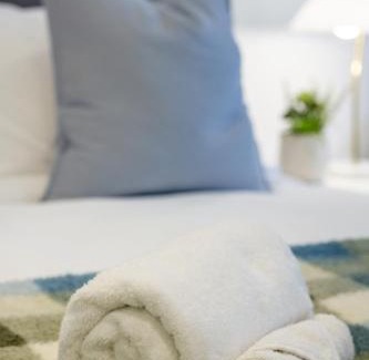 Christchurch City Centre Apartment | Single Level, Studio Retreat, in Bath Street