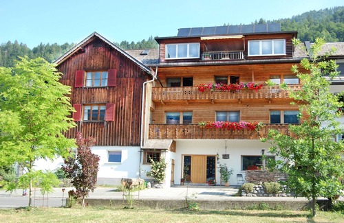 Grossdorf Apartment | Single or small double room - Appartements Christine