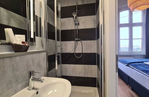 Anklam Apartment | Single room 1 (18m², 1 pers. + extra bed) - Altes Lazarett guest house