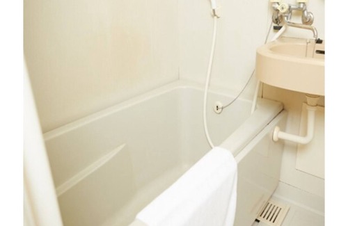 Oroku Hotel | Single roomnonsmoking 3 stations from Naha Airp / Naha Okinawa