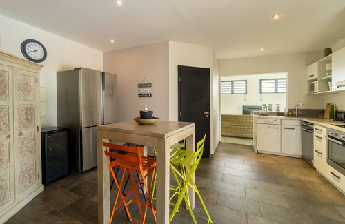 Caphomard Villa | Single storey villa with heated pool in tropical garden in St-Gilles les Bains