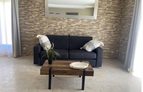 Saint-Cyprien Bed & Breakfast | single-storey house adapted for PMR