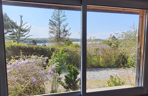 Morieux House | Single-storey house at the foot of the sea