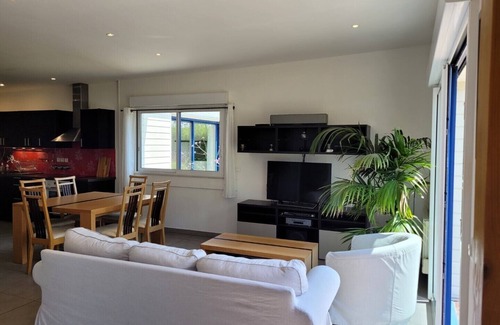 Crozon House | Single storey house in Crozon, close to Postolonnec beach