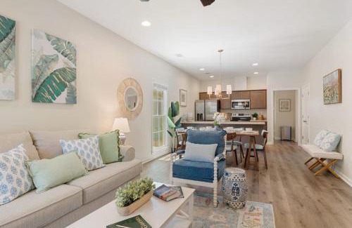 Columbus House | Single Story Fire Pit Updated Close to Downtown