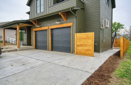 Superior Apartment | Single Tree Haven + Optional Rental Car Delivery