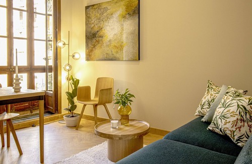 Barrio del Carmen Apartment | Singular Stays Santa Cruz 9 IV