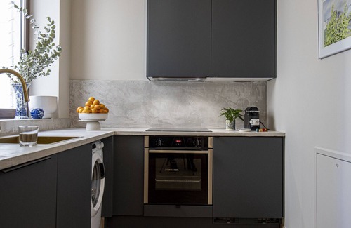 Barrio del Carmen Apartment | Singular Stays Santa Cruz 9 IV