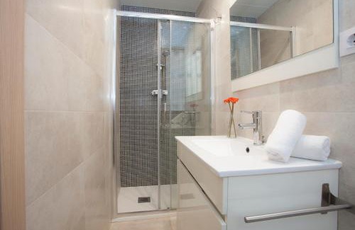 La Seu Apartment | SingularStays Salvador II