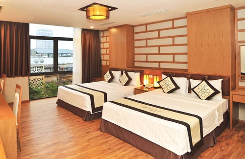 Bac Tu Liem Hotel | Sinh Plaza Hotel an oasis at the heart of Cau Giay district