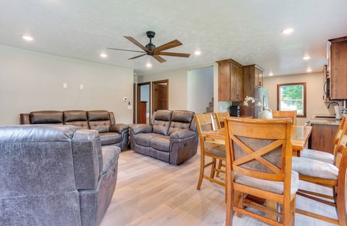 Sioux Falls House | Sioux Falls Home Near Downtown: 2 Living Areas!