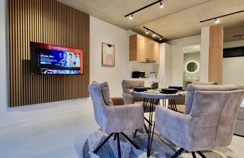 Hoyren Apartment | Sioux: Stilvolles Designapartment am Bodensee