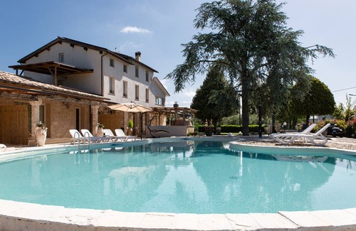 Capannori Apartment | Siria Apartment with Pool
