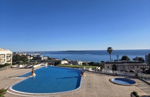 La Croix des Gardes Apartment | Sisley 1061 - F2 Terrasse avec vue mer