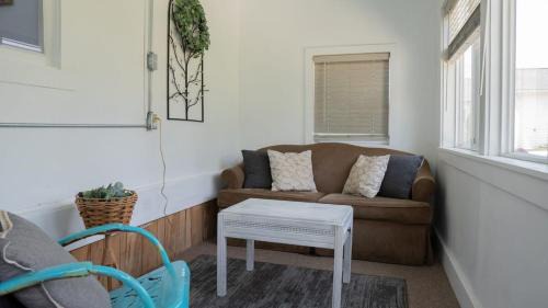 Sister Lakes House | Sister Lake Cottages - Unit 2