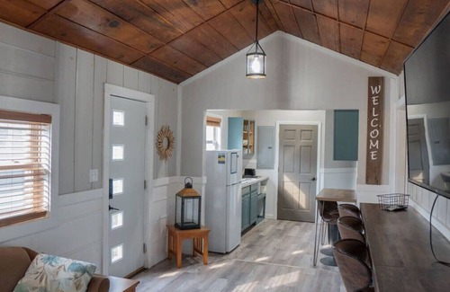 Sister Lakes Cabin | Sister Lake Cottages - Unit 5