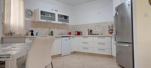 Ashdod Apartment | Sitrin apartment Leonardo Hotel Area Ashdod