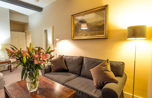 Leith House | Six Brunton Place