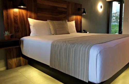 Campo de Golf Fonatur Hotel | SIX TWO FOUR Urban Beach Hotel