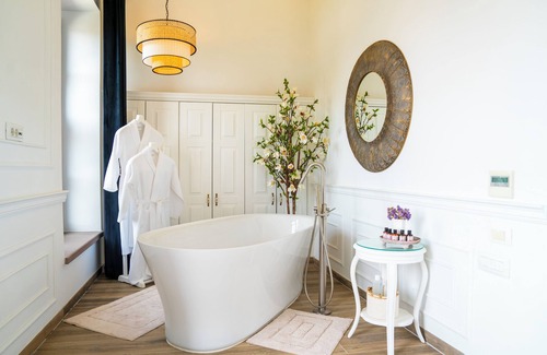 Ayvalik Hotel | Siyah Lale Cunda 1841