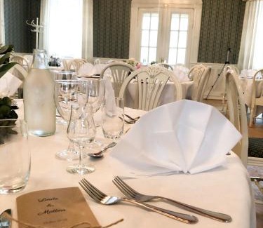 Sjobo Hotel | Sjöbo Gästgifvaregård