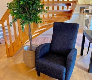 Jadraas Apartment | Sjönära Villa Lilla Emma, Jädraås, nära Kungsberget