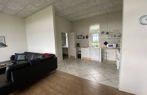 Nyborg Condo | Skærven Beachfront Apartment D