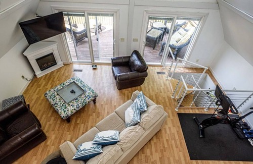 Skaneateles House | Skaneateles Lake 4 Bedroom Private Lakehouse!
