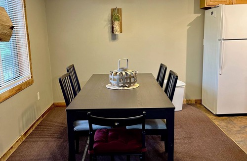 Stambaugh House | Ski Brule getaway with Hottub!