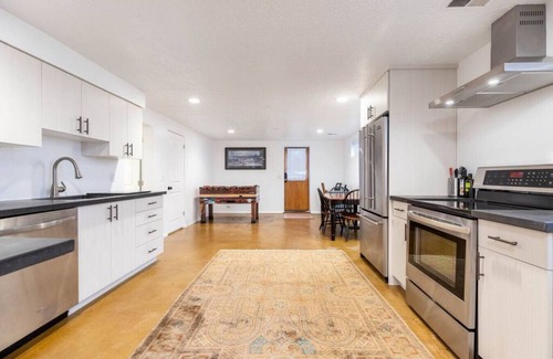 Cottonwood Heights Apartment | Ski Bum Chalet-Close to Resorts!